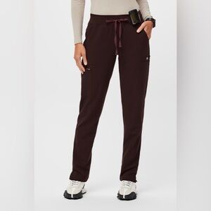 Figs Yola Scrub Pants in Espresso
